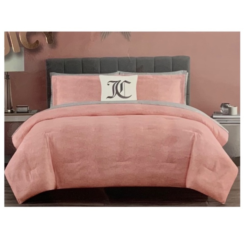 Juicy Couture Cal King 8PC Comforter Set